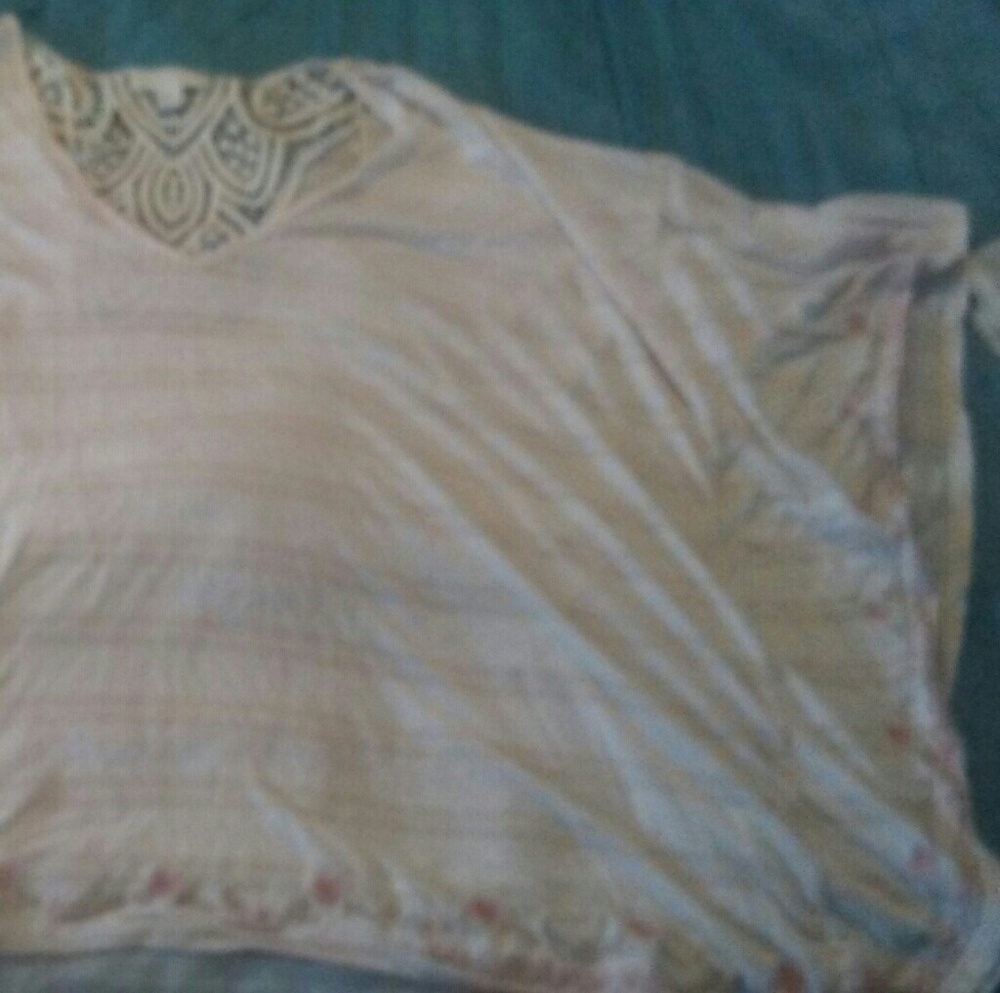 Woman shirt